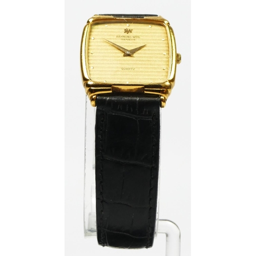 Raymond Weil, an 18k gold plated quartz gentleman's wristwatch