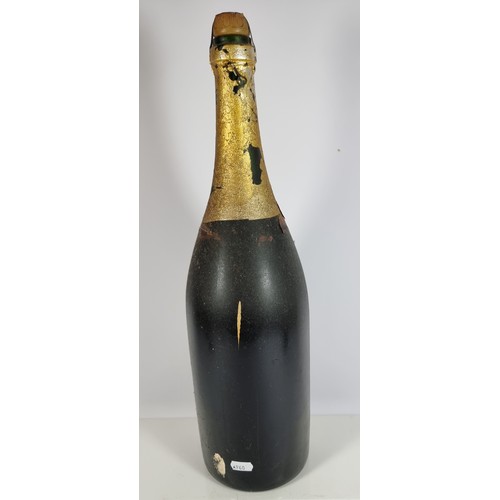 325A - Julius Pennrich 1874 Schaumwein Medium dry sparkling wine, Jeroboam, 49cm.