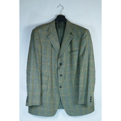 152 - A men's 'DAKS' check jacket in size 44R.