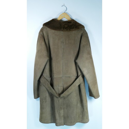 156 - A men's 'Richard Draper' sheepskin button up long coat, size 44