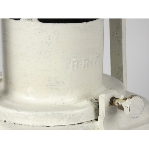 63 - A B.R. (E) tail lamp, no burner