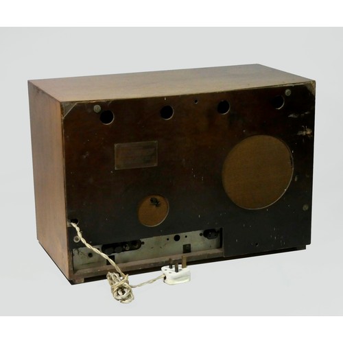 156 - A Cossor model 358 valve radio, c.1937, 51cm x 33cm x 25cm