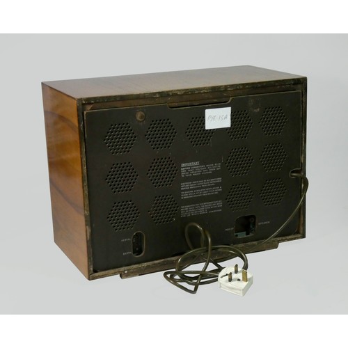 121 - A PYE 15A valve radio, c.1945, 36cm x 33cm x 23cm