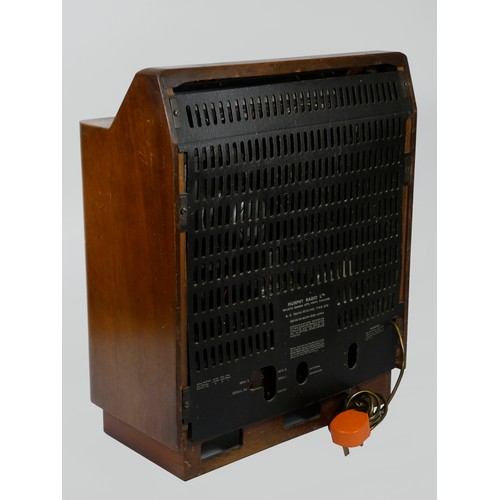 140 - A Murphy type A72 valve radio, c.1938, 46cm x 56cm x 25cm