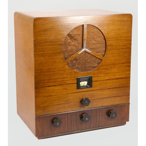 149 - A Murphy type A4 valve radio, c.1933, 39cm x 45cm x 26cm