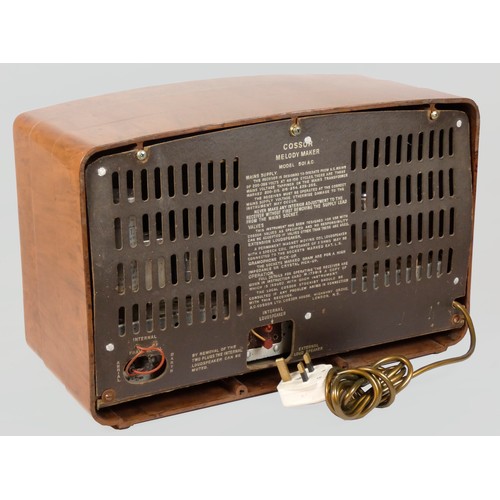 151 - A Cossor Melody Maker 501AC valve radio, Bakelite case, c.1951, 42cm x 28cm x 22cm