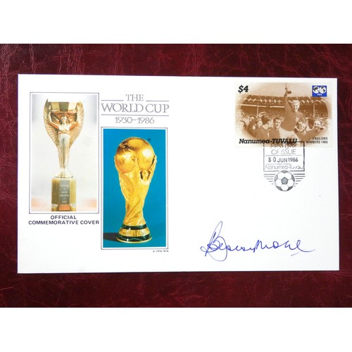 290 - Bobby Moore signature, 30th June 1986 Tuvalu, World Cup 1930 -1986 FDC, first day of issue stamp, on... 