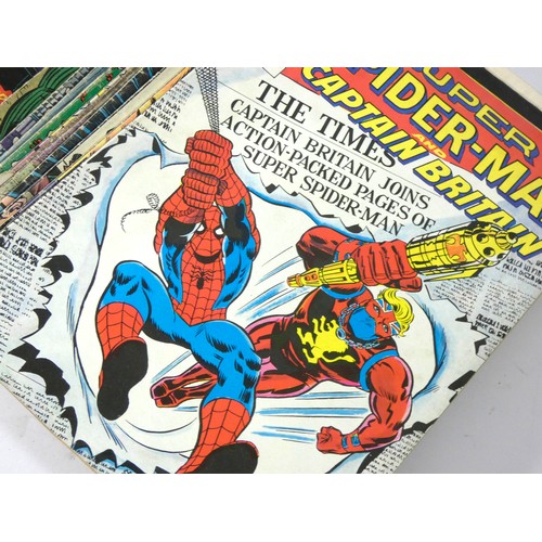 334 - A collection of Marvel “Team-Up” comics, to include Spider-Man And Hulk Team-Up (issues #427, #429 x... 