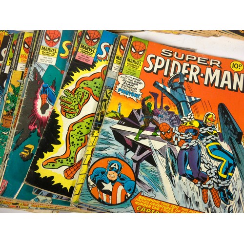 336 - A collection of Marvel Spider-Man comics, to include Super Spider-Man TV Comic (issues #450, #451, #... 