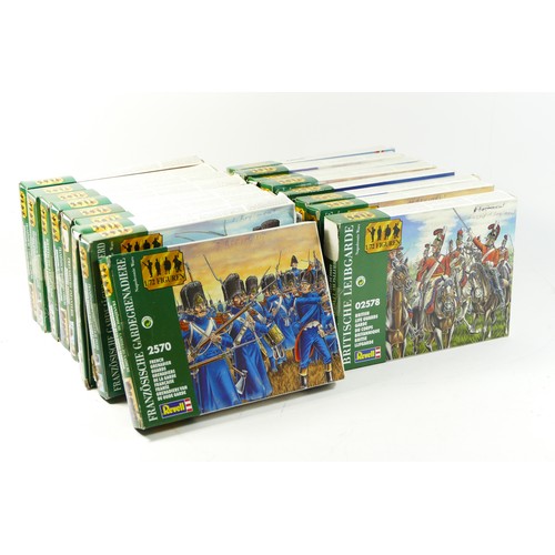 475 - Seventeen model kits, by Revell, infantry, 1:72 scale, to include Prussian Hussars (2575), British I... 