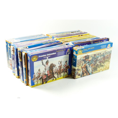 481 - Twenty model kits, by Italeri, infantry, 1:72 scale, to include Highlander Infantry (6004), French L... 