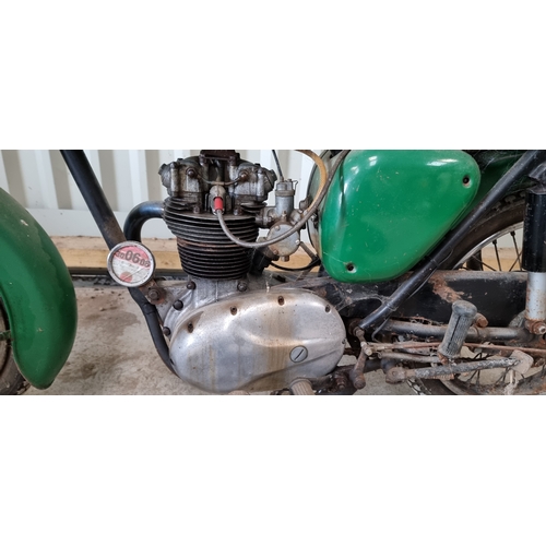 42 - 1960 BSA C15, 249cc. Registration 626 XUA (non transferrable). Frame number C15 13194. Engine number... 