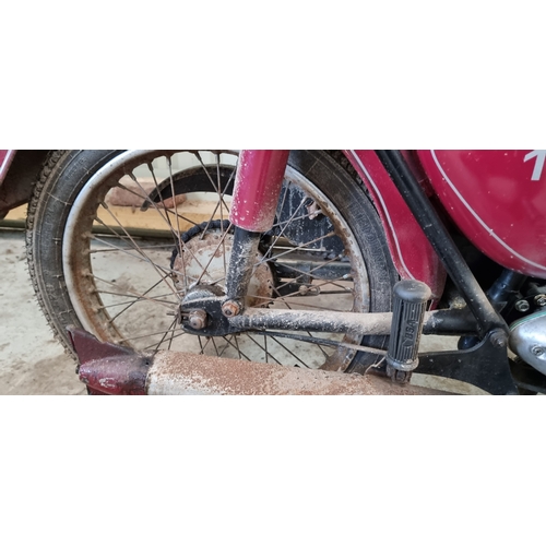 46 - 1965 BSA Bantam D7 Super, 175cc. Registration number FBB 865C. Frame number D7  45942. Engine number... 