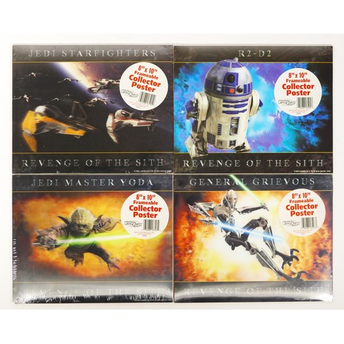 32 - Three Star Wars Episode One Mini Movies, fantastic 24 frame animation cards, No. 05084, No. 02362 an... 