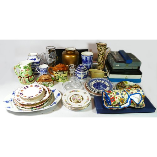 A collection of mid 20th century & later ceramics and glassware, to