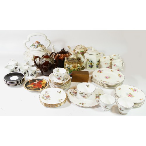 76 - A collection of early 20th century & later ceramic teapots, together with lidded steins and porcelai... 