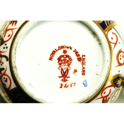 205 - A Royal Crown Derby plate, Old Imari, stamped 1128 on base, 22cm diameter, together with a Royal Cro... 