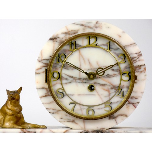 303 - A 1920s/30s Art Deco veined marble clock & garniture, the circular brass dial with Arabic numerals, ... 