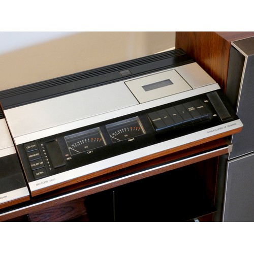 362 - A Bang & Olufsen sound system, to include a Beomaster 2400-2 amplifier with built in tuner, a Beocor... 