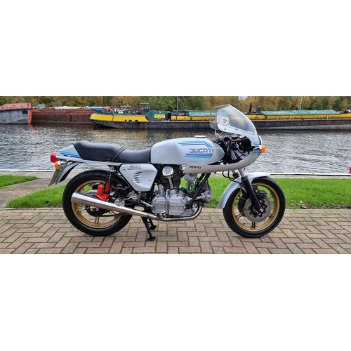 295 - 1982 Ducati 900 SS, 864cc. Registration number WCX 2X. Frame number DM 860 SS * 090889*. Engine numb... 