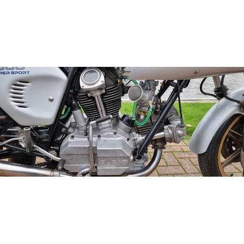 295 - 1982 Ducati 900 SS, 864cc. Registration number WCX 2X. Frame number DM 860 SS * 090889*. Engine numb... 