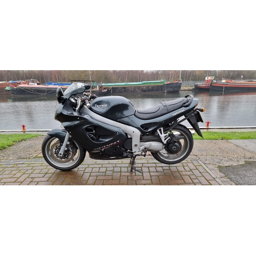 301 - 2003 Triumph Sprint 955i, 955cc. Registration number YJ03 YHZ. Frame number 3MTTF650XH3171997. Engin... 