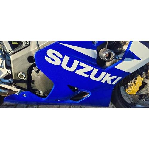 310 - 2005 Suzuki GSX-R600, 599cc. Registration number AE05 AAX. Frame number JS1GN7CA242106290. Engine nu... 