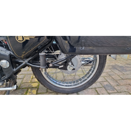 300 - 2014 Royal Enfield Classic EFi 500. Registration number PN64 GUD. Frame number ME3CKECT5DC038126. En... 