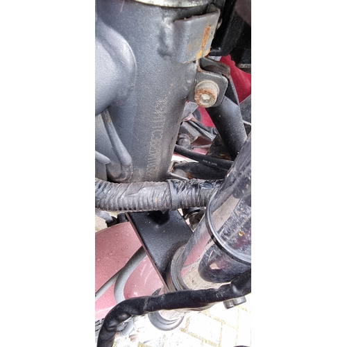 302 - 1996 Triumph Sprint, 885cc. Registration number P804 RRH. Frame number SMTTC362DMT032257. Engine num... 