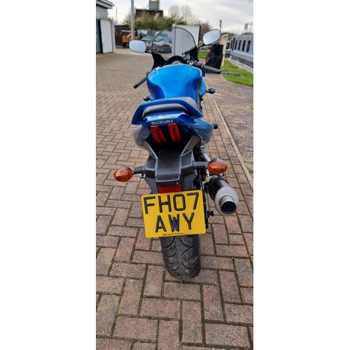 307 - 2007 Suzuki SV650SK6, 645cc. Registration number FH07 AWY. Frame number JS1BY132200106360. Engine nu... 