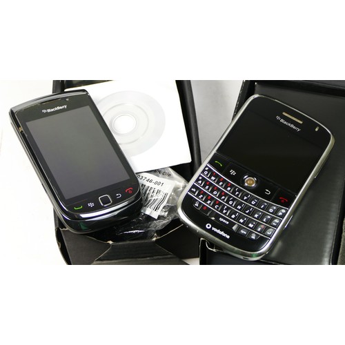 177 - A Blackberry Bold 9000 smartphone (model No RBT71UW), including leather pouch, charging cable, trave... 