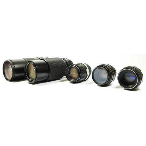 170 - Five manual camera lens, to include a Hoya 75mm-260mm f4.5, Pentax fit, boxed, a Canon FD 70mm-210mm... 