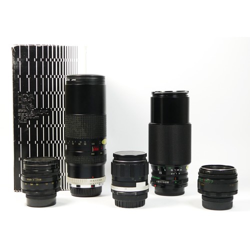 170 - Five manual camera lens, to include a Hoya 75mm-260mm f4.5, Pentax fit, boxed, a Canon FD 70mm-210mm... 