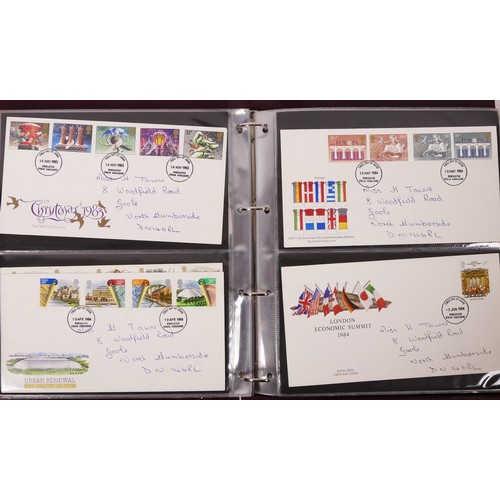 288 - Eight albums of FDC (first day covers), ranging from May 1981 through October 2015, with themes rela... 