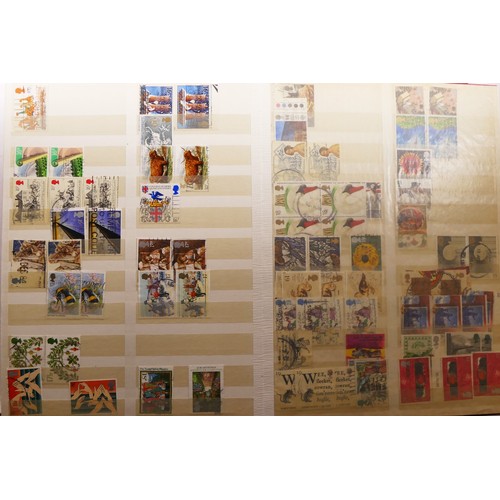 294 - A collection of assorted stamps, mostly British, to include themes related to The Royal Family, Spor... 