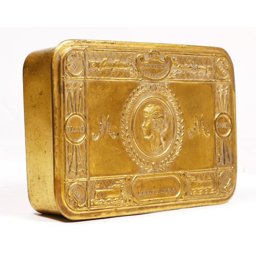 312 - A WWI Princess Mary brass Christmas box, 1914.