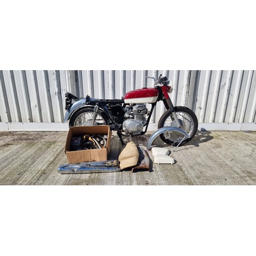 158 - 1973 Honda CB250 K4, 249cc, project. Registration number PGL 239L. Frame number CB250 5028152. Engin... 