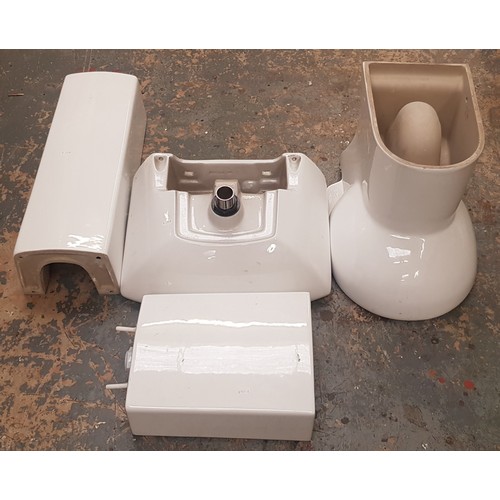 16 - A bathroom suite, together with additional sinks & basins.