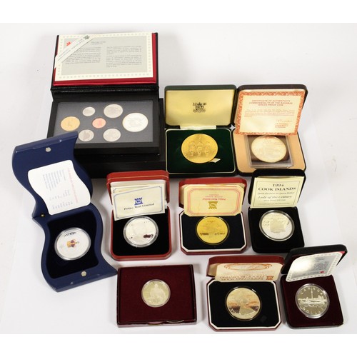 Eight silver proof commemorative coins, QEII Golden Jubilee, 1982 half dollar, 1978 $10 Bahamas, 1994 Cook Islands, 1984 Toronto, 2001 Crown, 1978 Crown,1976 Crown, together with a 1988 Canadian 7 coin set and a brass Tower of London, with certificates where applicable.

To be sold on behalf of Monkey World, Dorset.