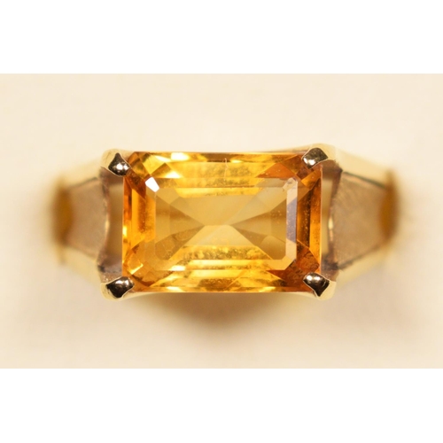 53 - A vintage gold and citrine single stone ring, tests as 14k gold, stone 11 x 8mm, M 1/2, 5.3gm.