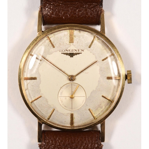 138 - A Longines, 9ct gold manual wind Gentleman's wristwatch, London 1960, the silvered dial with baton m... 