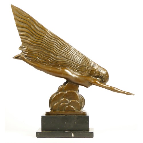 202 - Riviere, an Art Deco style bronze of a flying lady, raised on an onyx base, length 34cm.