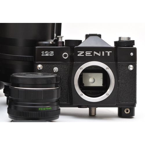 146 - A Zeith Photosniper kit, consisting of a Zenit 12S 35mm film camera, a Tair-3S 300mm f4.5 lens, a He... 