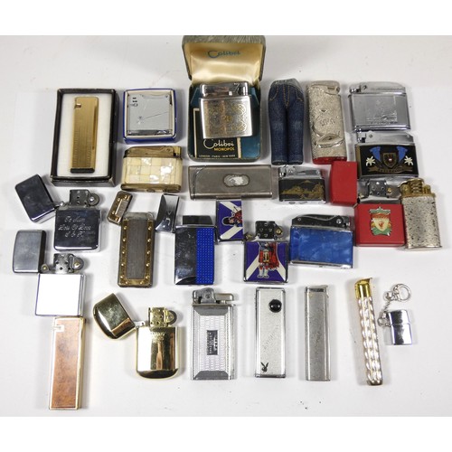 326 - A collection of pocket cigarette lighters, petrol and gas examples, makers to include - Colibri, Win... 