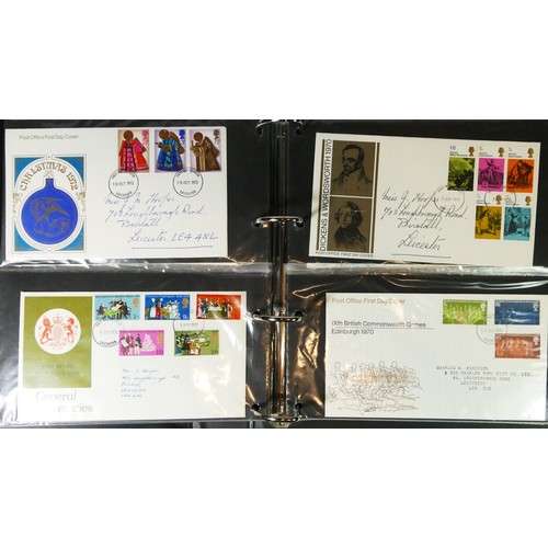 61 - Royal Mail Special Stamps, 1986, a book album with protective sleeve, together with collection of 71... 