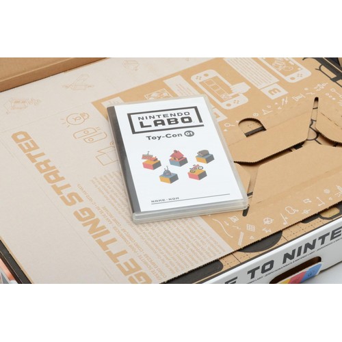 399 - A Nintendo Labo variety kit, for Nintendo Switch, with cartridge and mostly complete cardboard, boxe... 