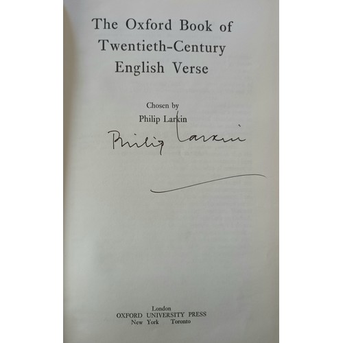 76 - Larkin, Philip. The Oxford Book of Twentieth-Century English Verse chosen by Philip Larkin. Oxford U... 