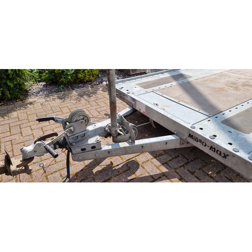 155 - A Brian James twin axel car trailer, 1600kg load, with pull out ramps and locking tow hitch with win... 