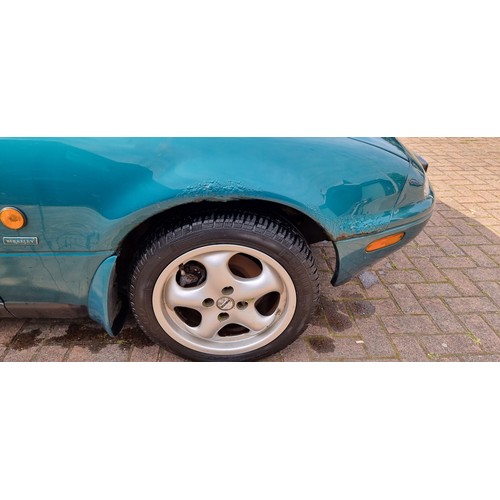 300 - 1998 Mazda MX5 Berkeley Limited Edition, 1840cc, project. Registration number R650 EOU. VIN number J... 