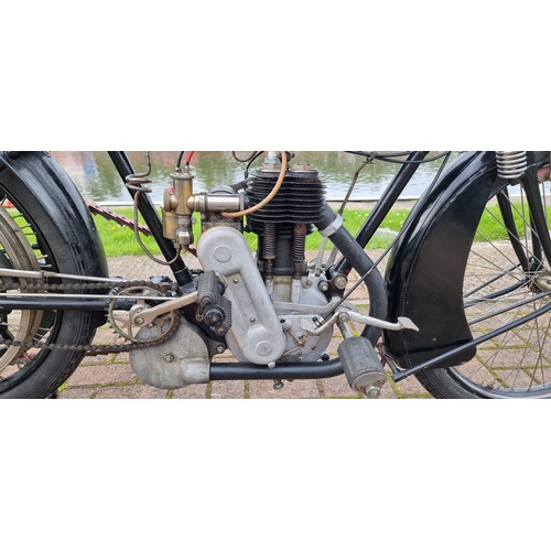 437 - 1913 Rover 3.5hp, 499 cc. Registration number DS 9837 (non-transferable). Frame number S37508. Engin... 